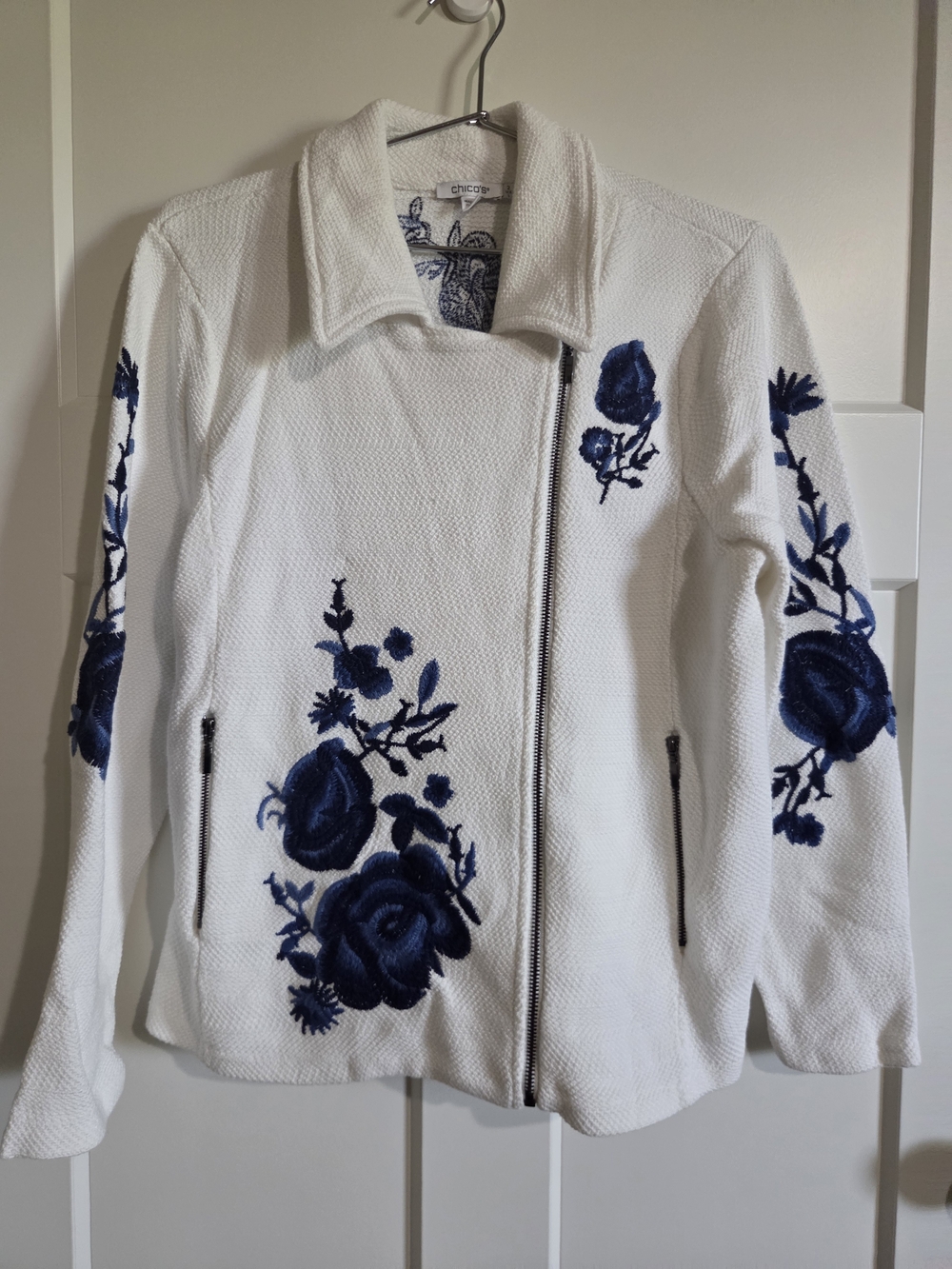 Chico's White Knit Bomber Jacket with Blue Floral Embroidery